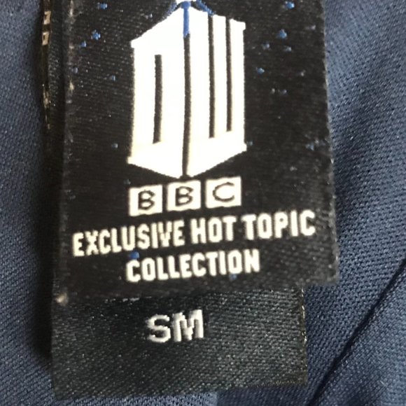 HOT TOPIC Blue Police Public Call Box Dress Women's Small Dr WHO - Picture 5 of 5